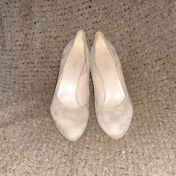 LA CANADIENNE-Nude/Beige Suede Almond Toe Stiletto Pumps-Sz 41/10-Excellent - Picture 3 of 7